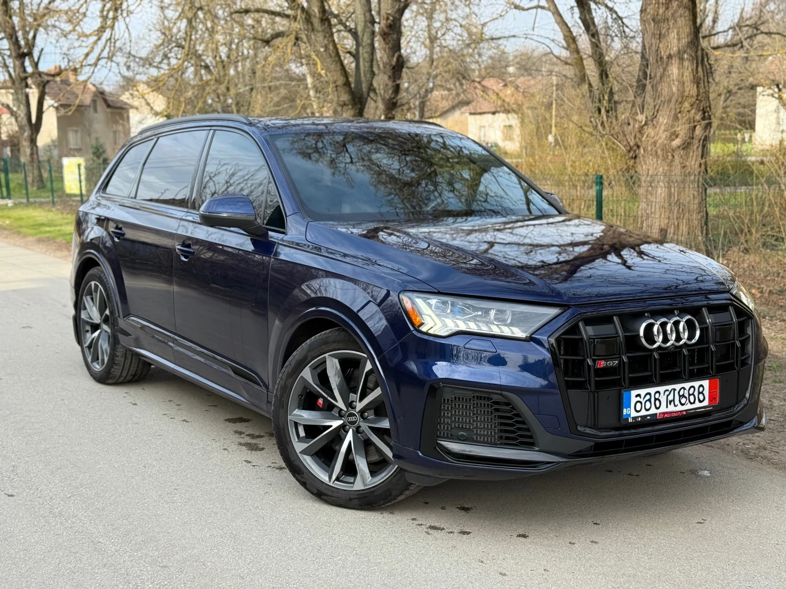 Audi SQ7 S-Line* 2021* 360* HUP* SOFTCL* PANO* DIST, снимка 2 - Автомобили и джипове - 54064812