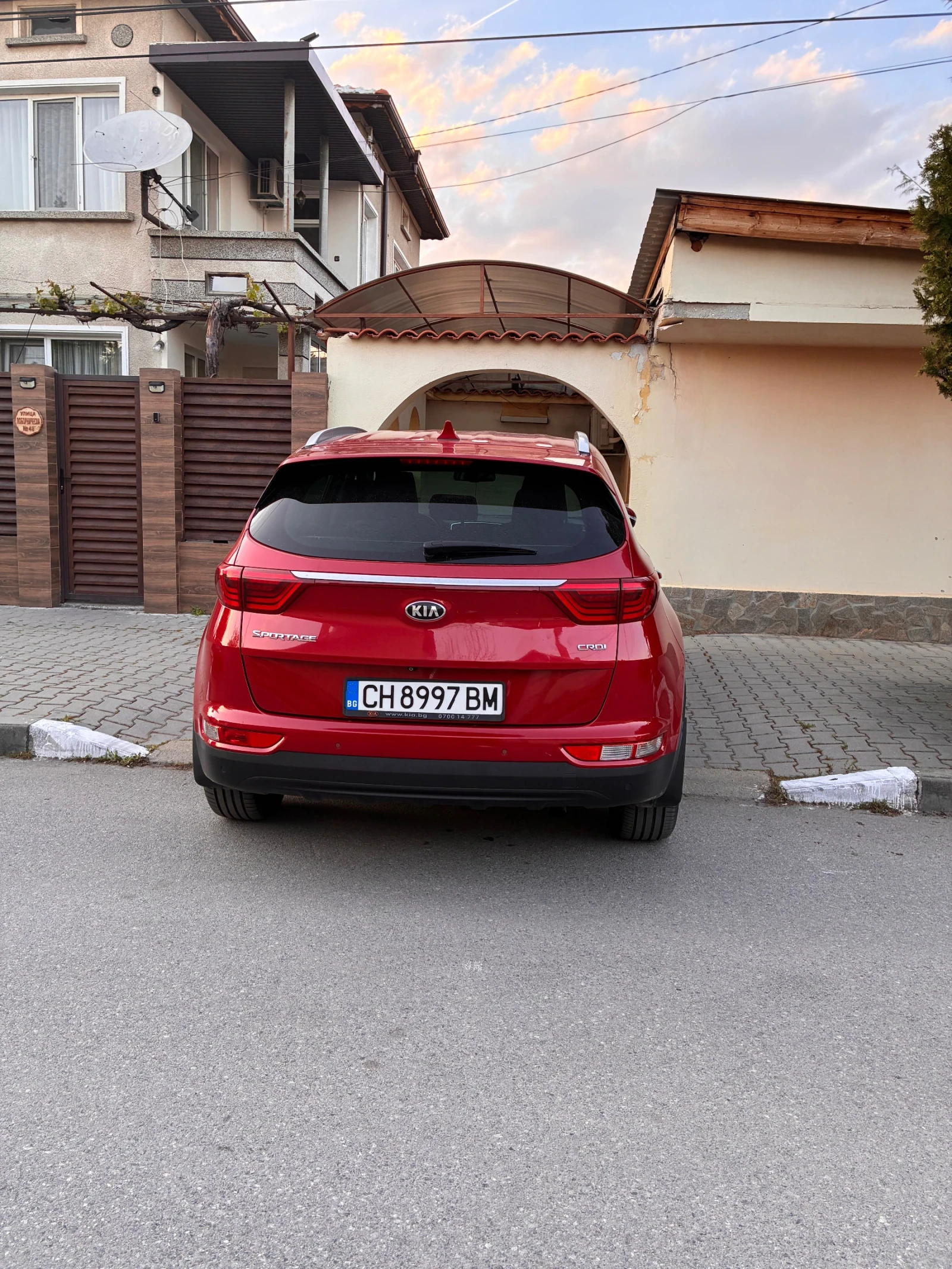 Kia Sportage, снимка 8 - Автомобили и джипове - 54314088