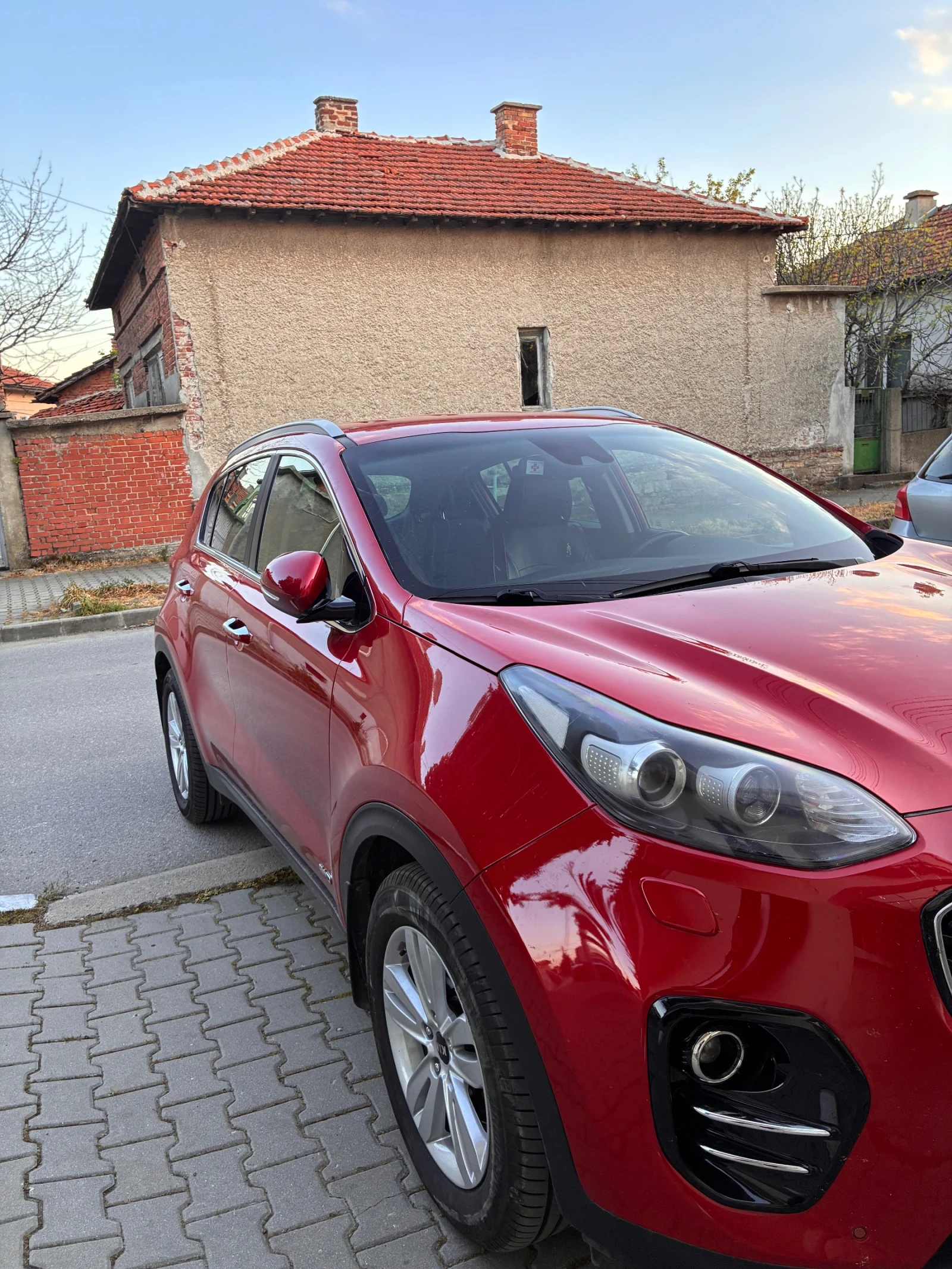 Kia Sportage, снимка 10 - Автомобили и джипове - 54314088