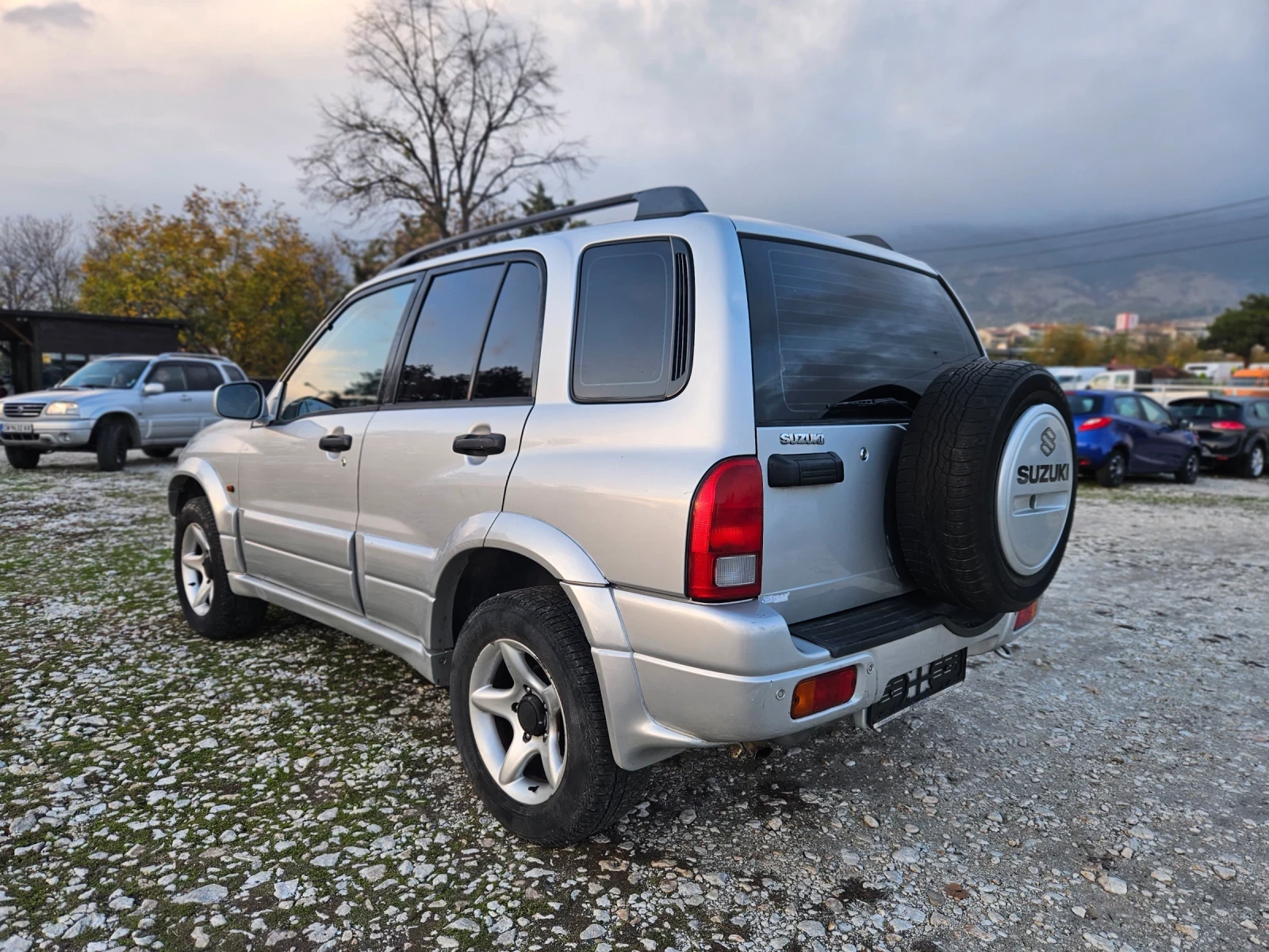 Suzuki Grand vitara 2.0/HDI/109к.с/ИТАЛИЯ/БЕЗ РЪЖДА , снимка 3 - Автомобили и джипове - 54846528