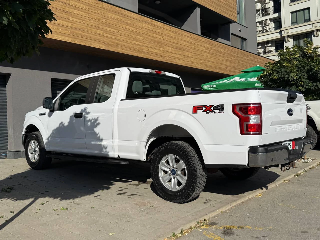 Ford F150 5.0V8* 4X4* 10-СКОРОСТИ!, снимка 4 - Автомобили и джипове - 55139216