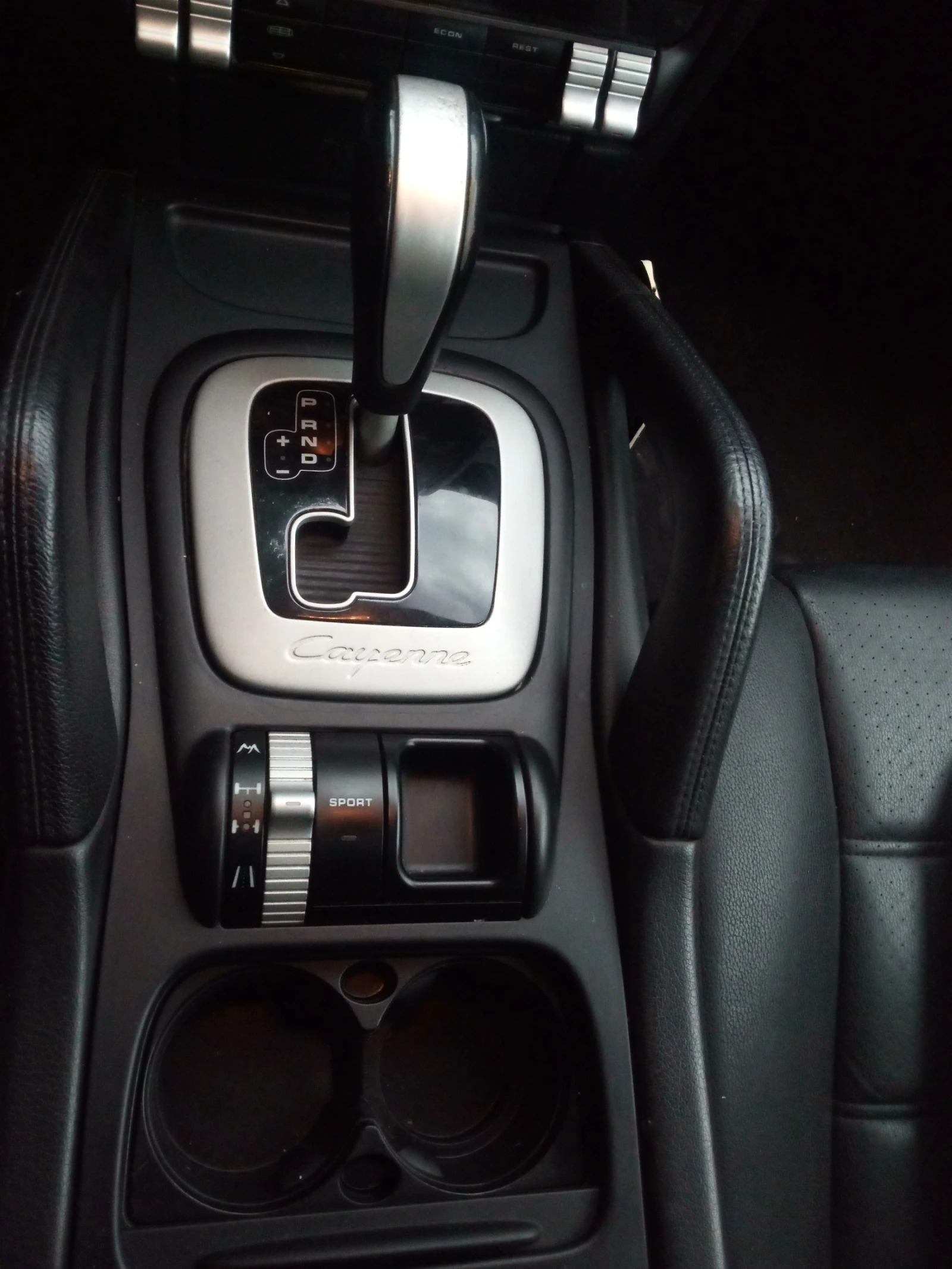 Porsche Cayenne 3.6 Face lift, снимка 13 - Автомобили и джипове - 55296218