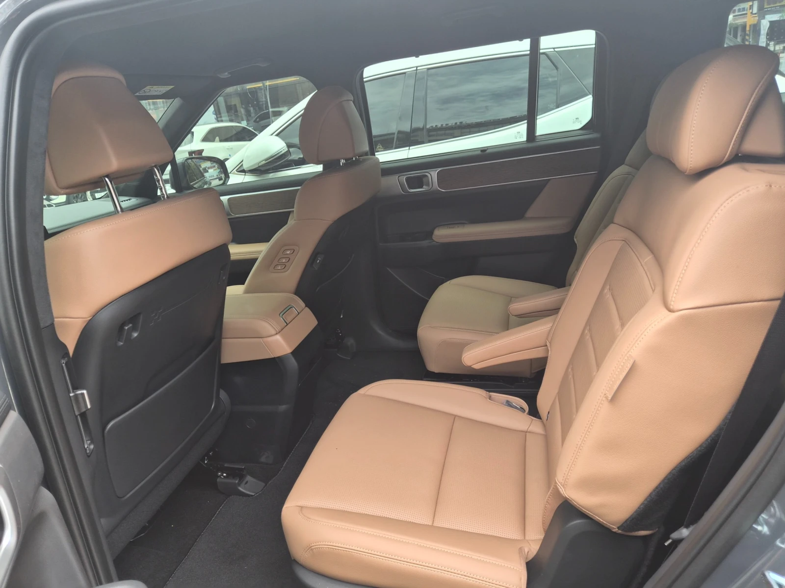 Hyundai Santa fe 1.6 HEV H Pick* BLIND SPOT* 360* КРАЙНА ЦЕНА, снимка 7 - Автомобили и джипове - 55334918