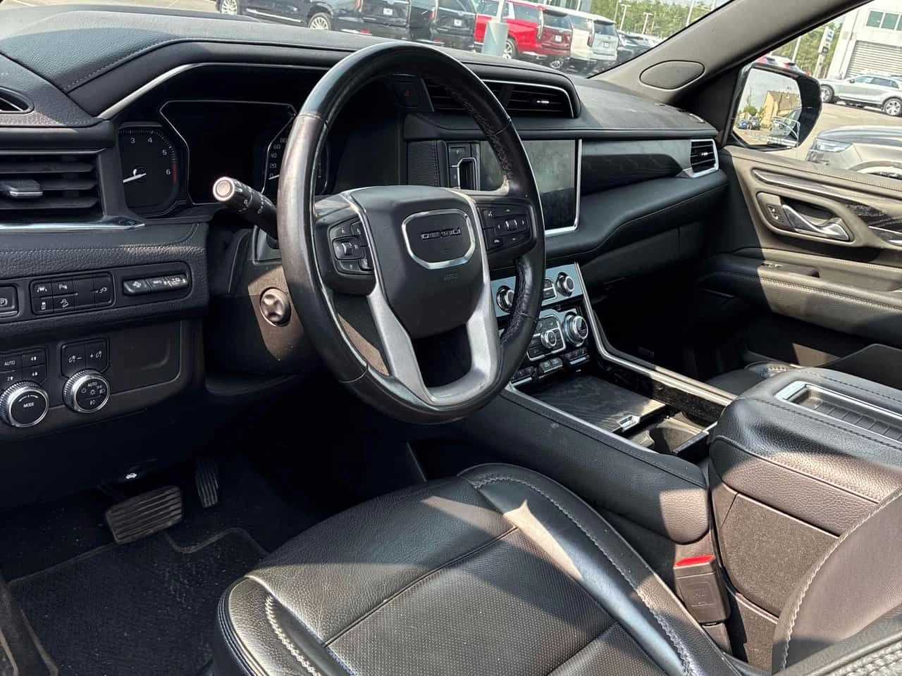 Gmc Yukon DENALI| HUD| 360| ОБДУХ| ПАНО| 2 KЛЮЧА, снимка 7 - Автомобили и джипове - 55638930