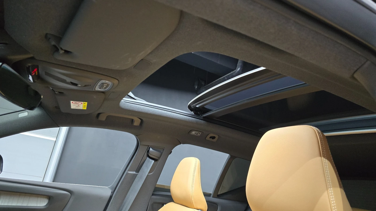 Volvo XC40 B4 Inscription | 360  | Adaptive Cruise | Panorami, снимка 16 - Автомобили и джипове - 55848109