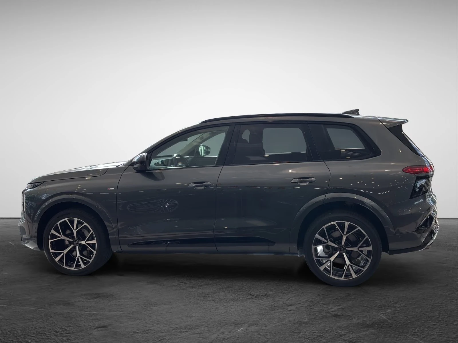 Audi Q7 S-LINE / MATRIX / B&O / HUD / TECH PLUS / 360 / , снимка 2 - Автомобили и джипове - 56114375