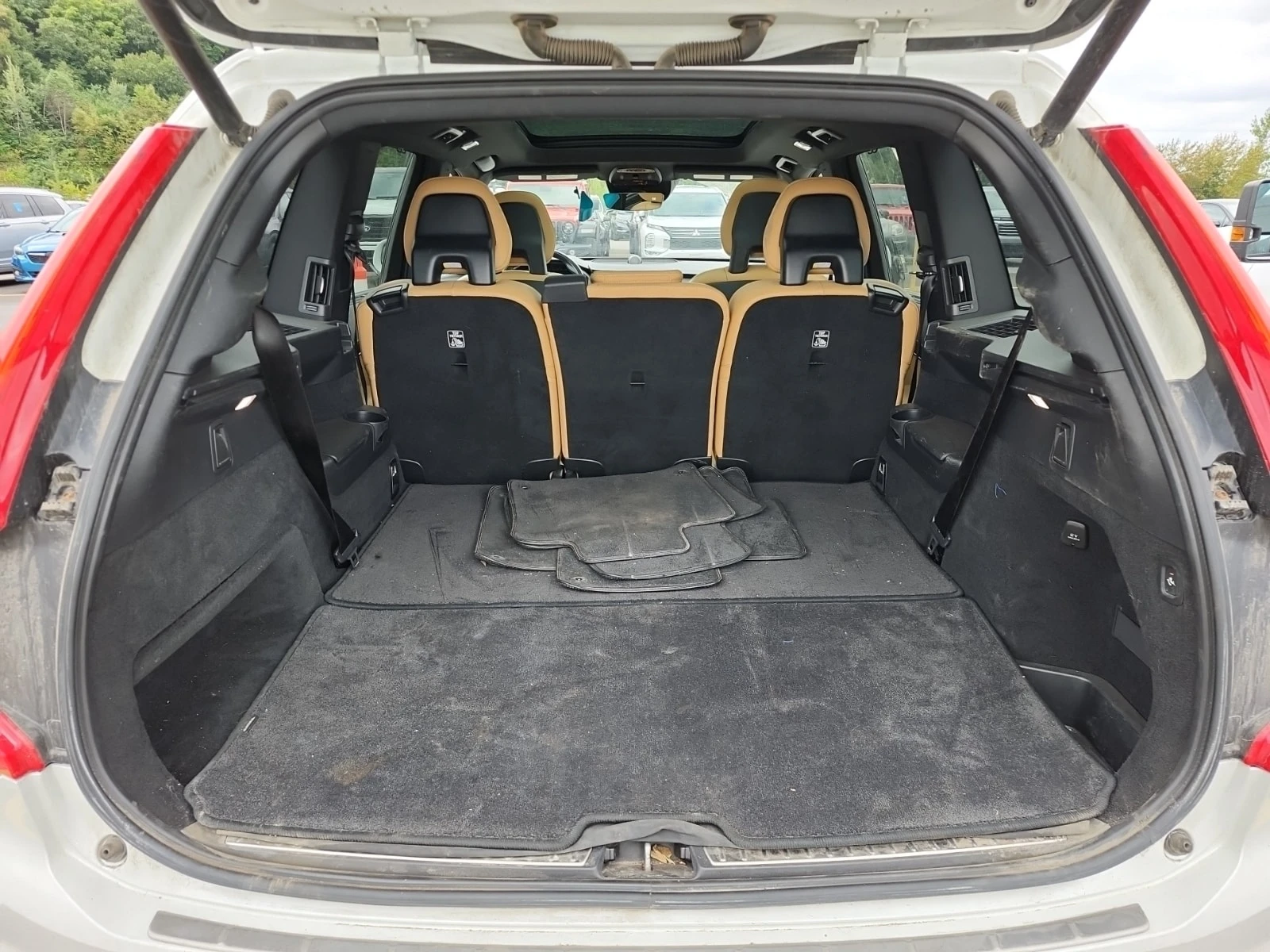 Volvo Xc90 * INSCRIPTION * CARFAX * Бeз инциденти * , снимка 14 - Автомобили и джипове - 56160095