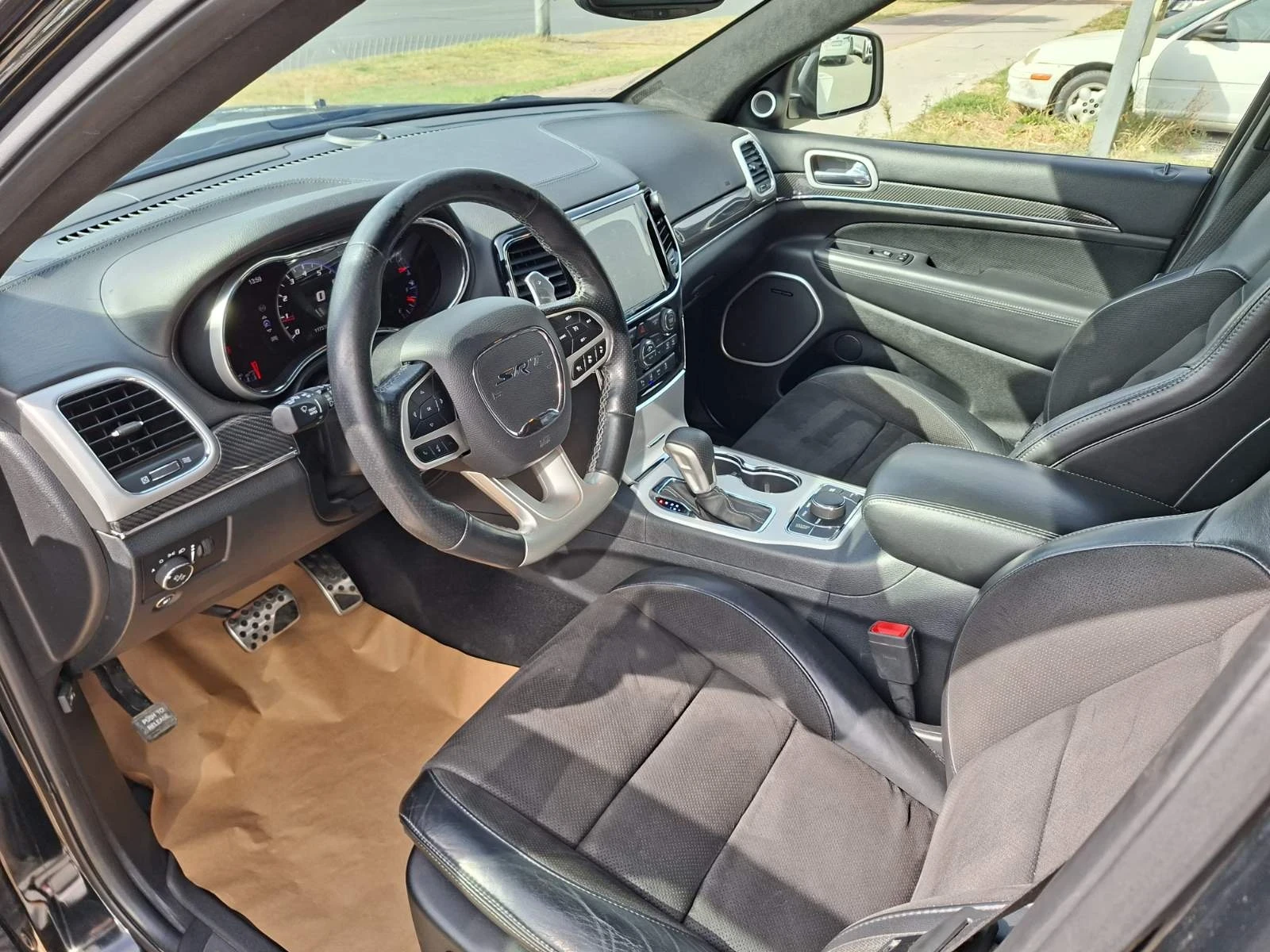 Jeep Grand cherokee SRT, снимка 12 - Автомобили и джипове - 56460630