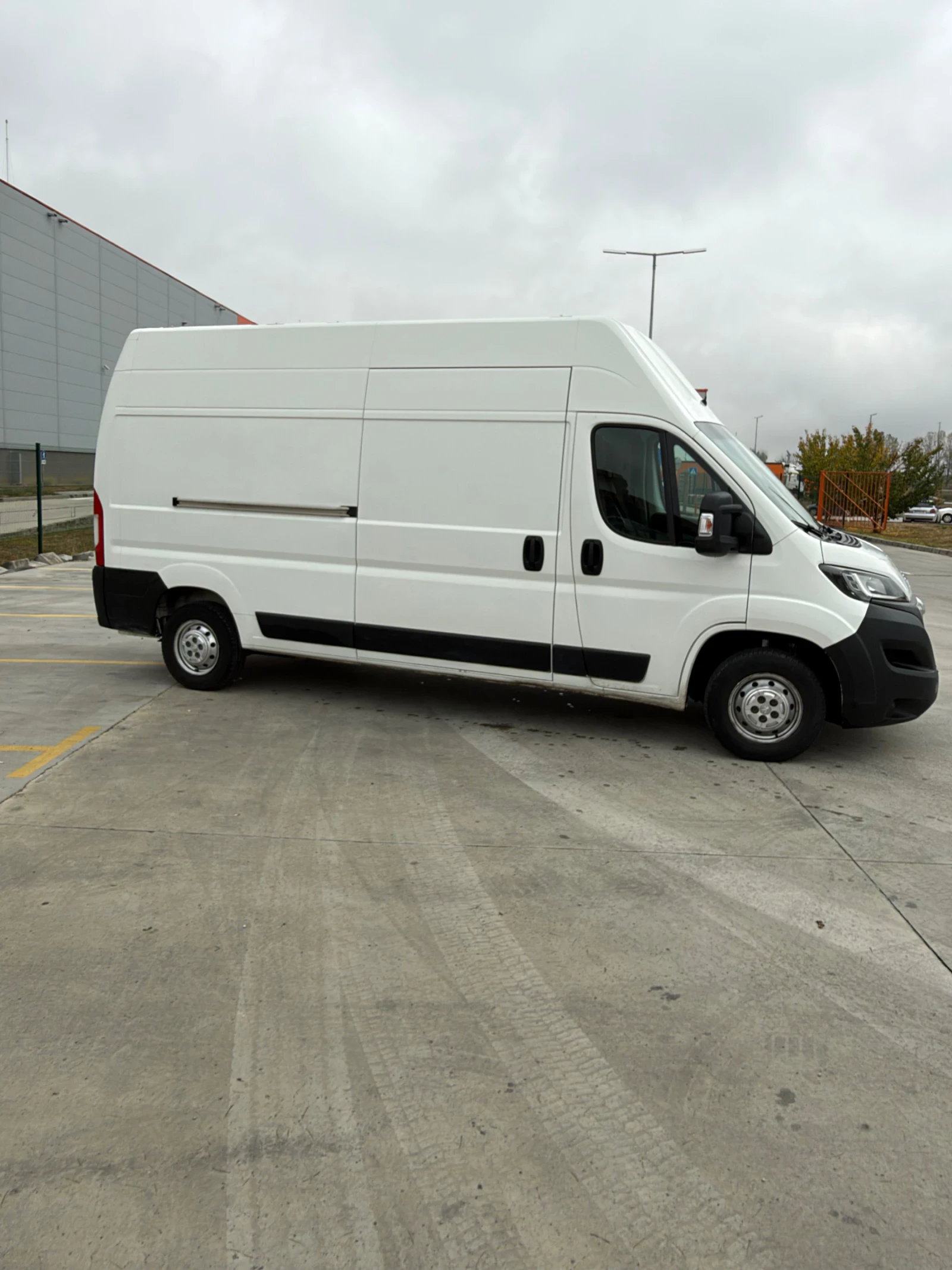 Peugeot Boxer, снимка 4 - Бусове и автобуси - 56546140
