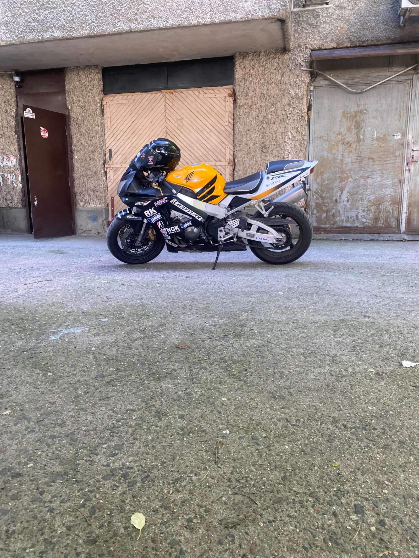 Honda Cbr 929, снимка 3 - Мотоциклети и мототехника - 53847569