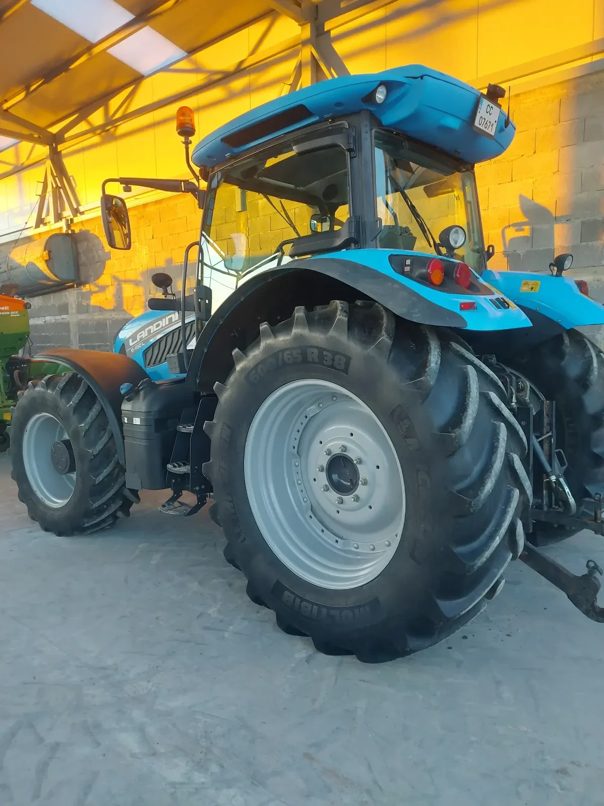 Трактор Landini Т-160, снимка 4 - Селскостопанска техника - 55503464