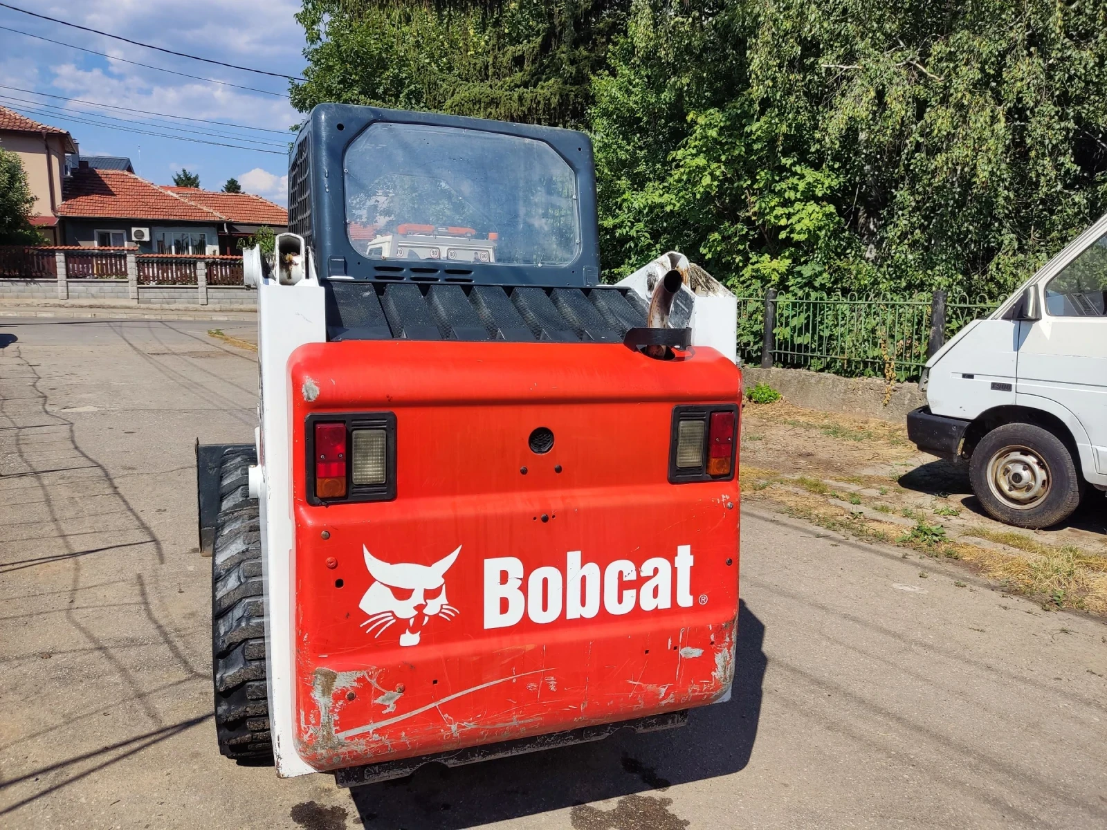 Мини челни товарачи Bobcat S130 - изображение 8