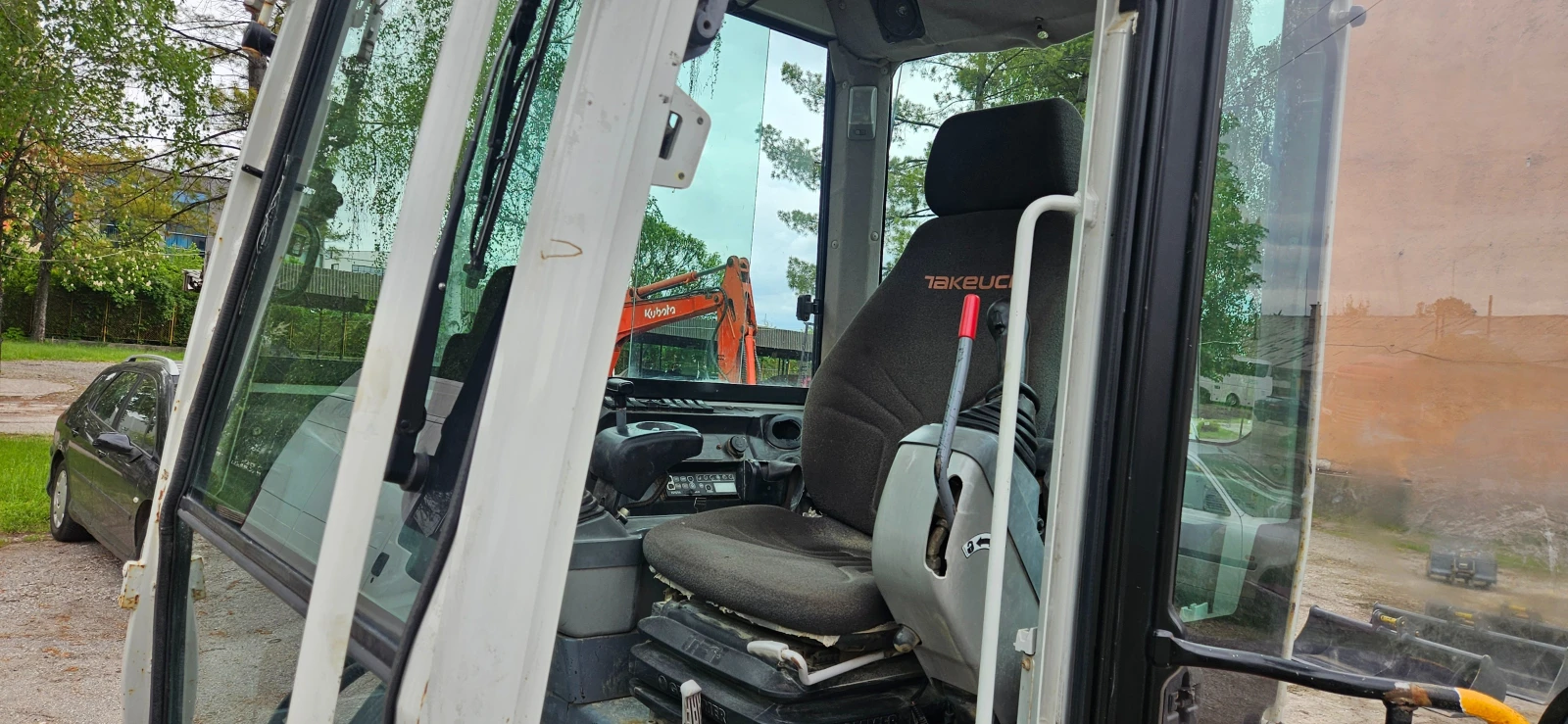 Багер Takeuchi 230, снимка 9 - Индустриална техника - 56128570