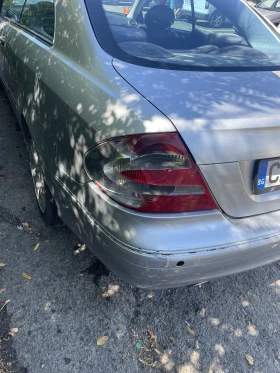 Mercedes-Benz CLK CLK (C209), снимка 2