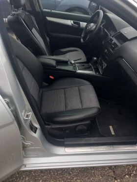 Mercedes-Benz C 220, снимка 10