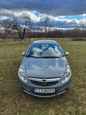 Opel Corsa 1.2i, снимка 2 - Автомобили и джипове - 44501570
