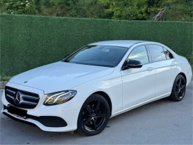 ������ Mercedes-Benz E 220