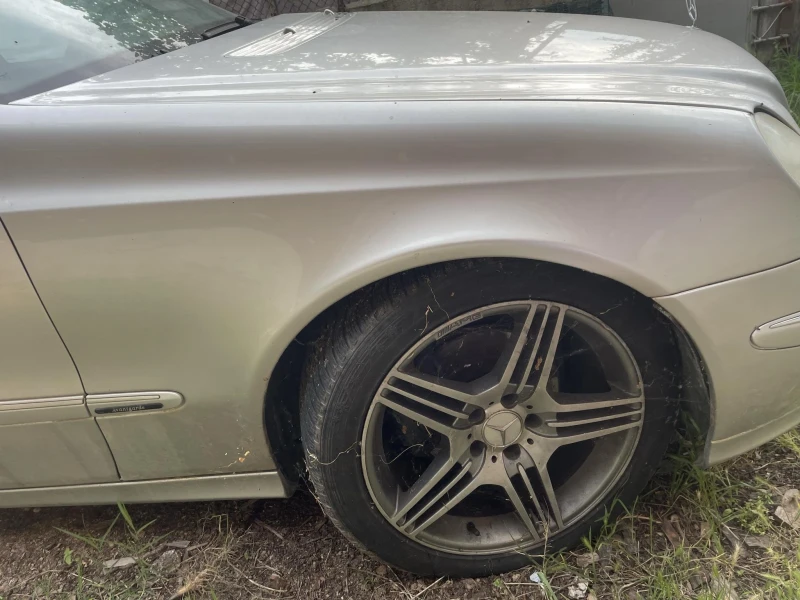 Mercedes-Benz E 270, снимка 4 - Автомобили и джипове - 47628793