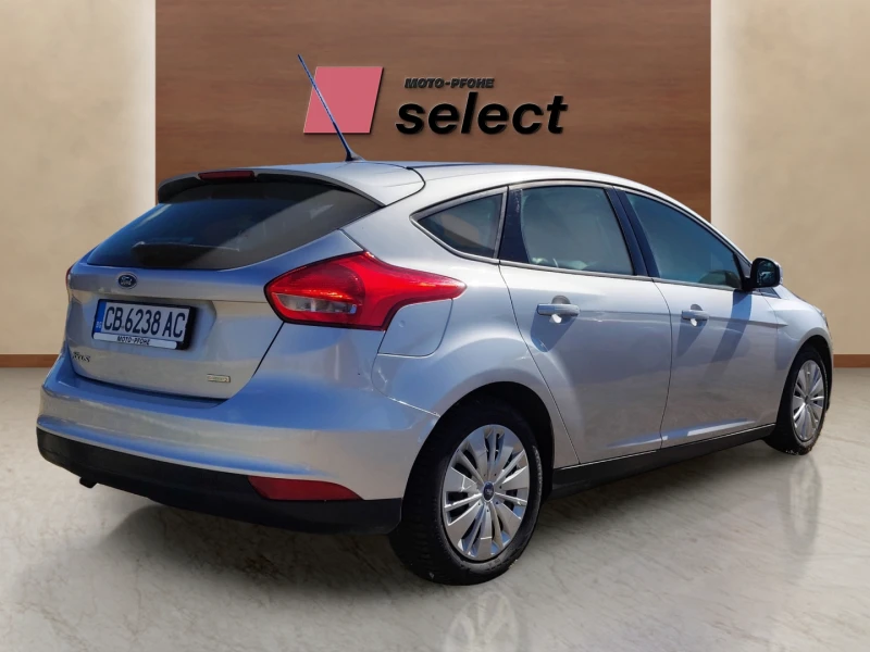 Ford Focus 1.0 EcoBoost, снимка 4 - Автомобили и джипове - 48093252