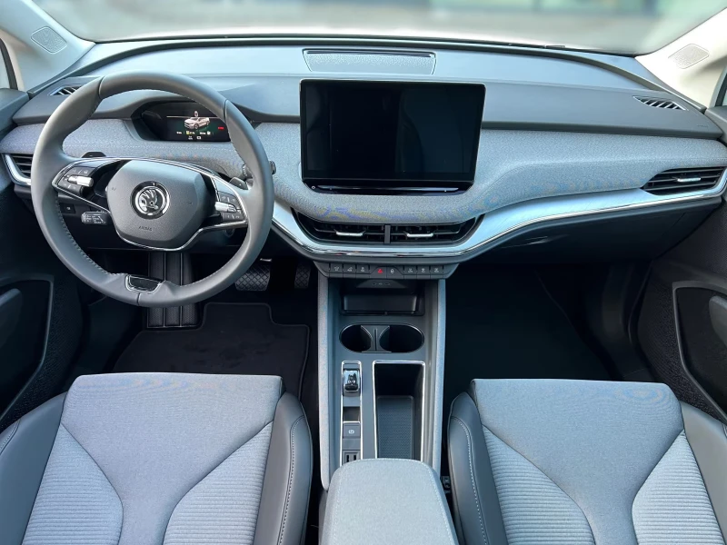 Skoda Enyaq COUPE-CLEVER/179HP/PANO/NAVI/LED/CAM/KLESS/250g, снимка 8 - Автомобили и джипове - 51569031