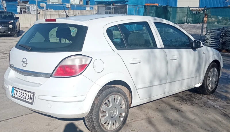 Opel Astra Z17DTH, снимка 2 - Автомобили и джипове - 52429118