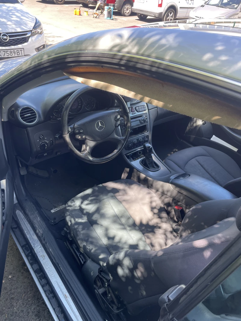 Mercedes-Benz CLK CLK (C209), снимка 4 - Автомобили и джипове - 52554996
