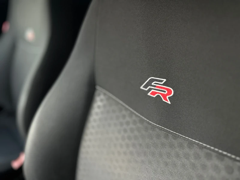 Seat Ibiza FR 1.8t 20VT, снимка 16 - Автомобили и джипове - 52334822