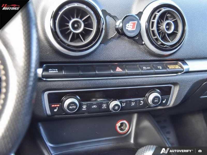 Audi A3 quattro Progressiv Sedan AWD, снимка 13 - Автомобили и джипове - 52813468