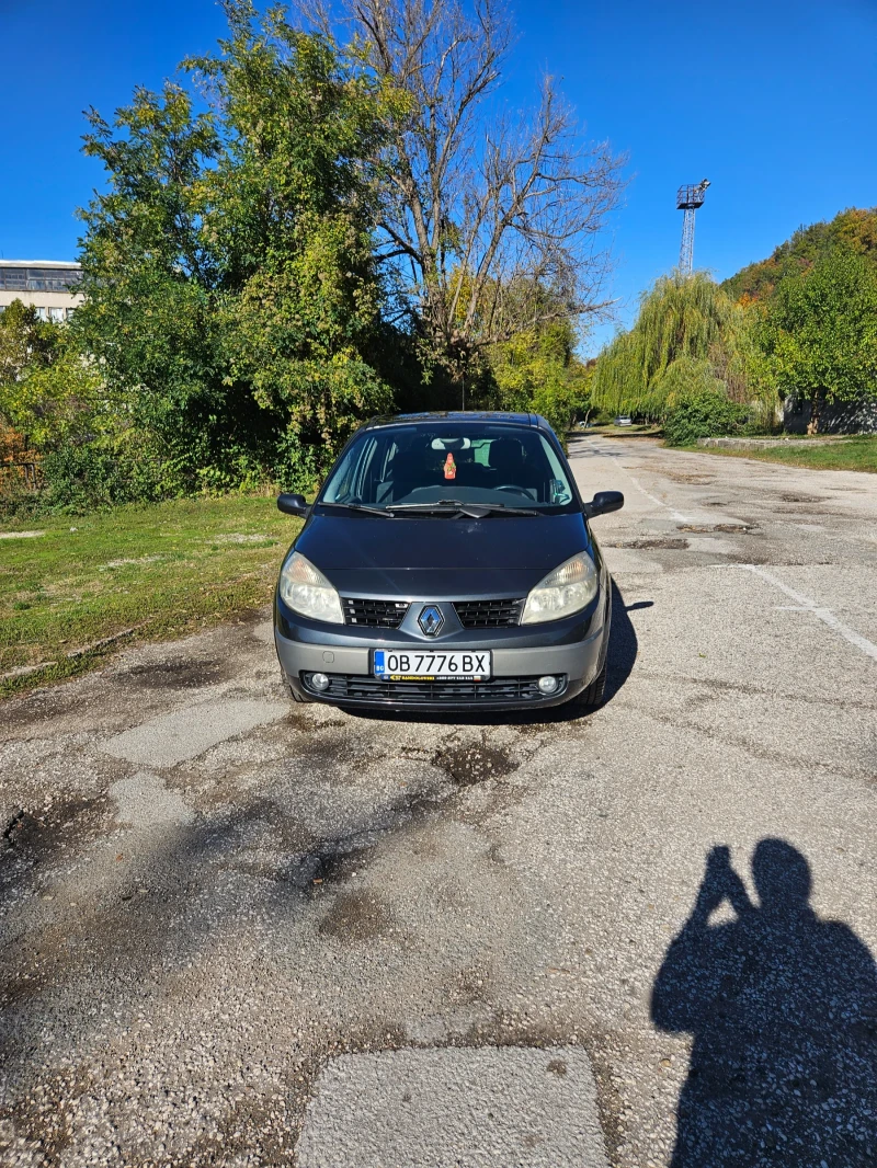 Renault Scenic, снимка 5 - Автомобили и джипове - 53223793