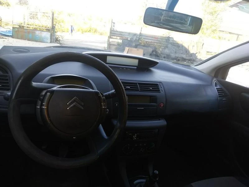 Citroen C4 1.4 16V, снимка 11 - Автомобили и джипове - 44157111