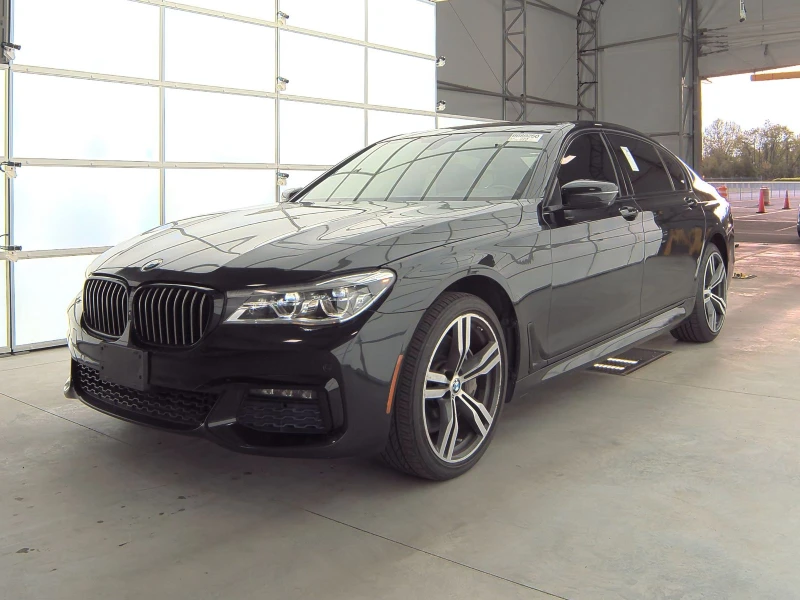 BMW 750 M* SPORT* XDRIVE* ДИГИТАЛНО* ТАБЛО* МАСАЖ* 360КАМЕ - 28999 лв. - 92119250 1
