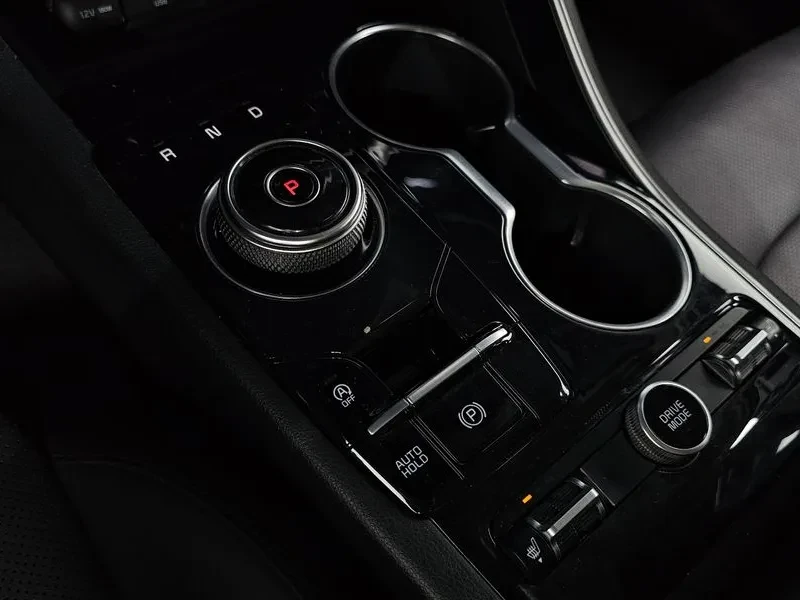 Kia K5 2.0 Trendy, снимка 9 - Автомобили и джипове - 55786541