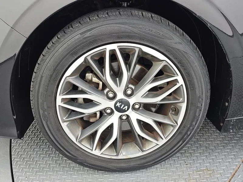 Kia K5 2.0 Trendy, снимка 5 - Автомобили и джипове - 55786541