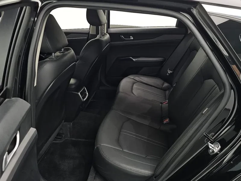 Kia K5 2.0 Trendy, снимка 11 - Автомобили и джипове - 55786541
