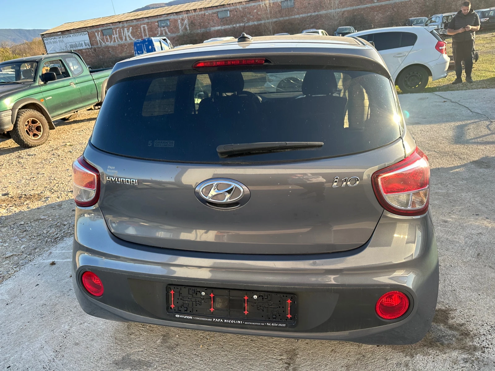 Hyundai I10 1.0i - изображение 1