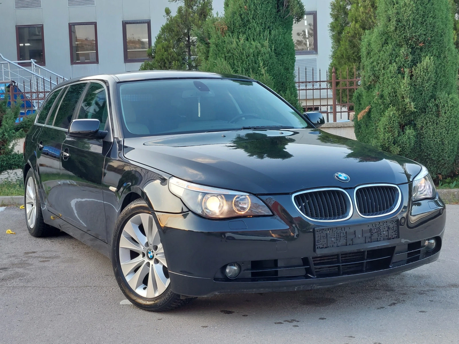 BMW 525 D 177hp * ИТАЛИЯ * АВТОМАТИК * КЛИМАТРОНИК *  - изображение 2