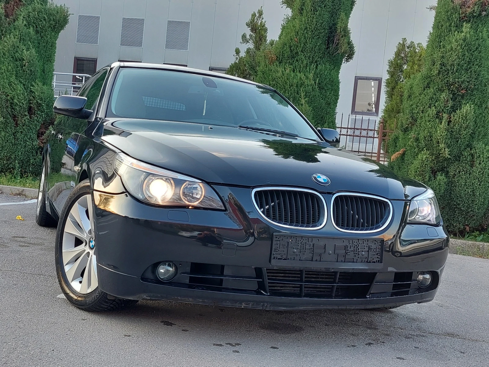 BMW 525 D 177hp * ИТАЛИЯ * АВТОМАТИК * КЛИМАТРОНИК *  - [1] 