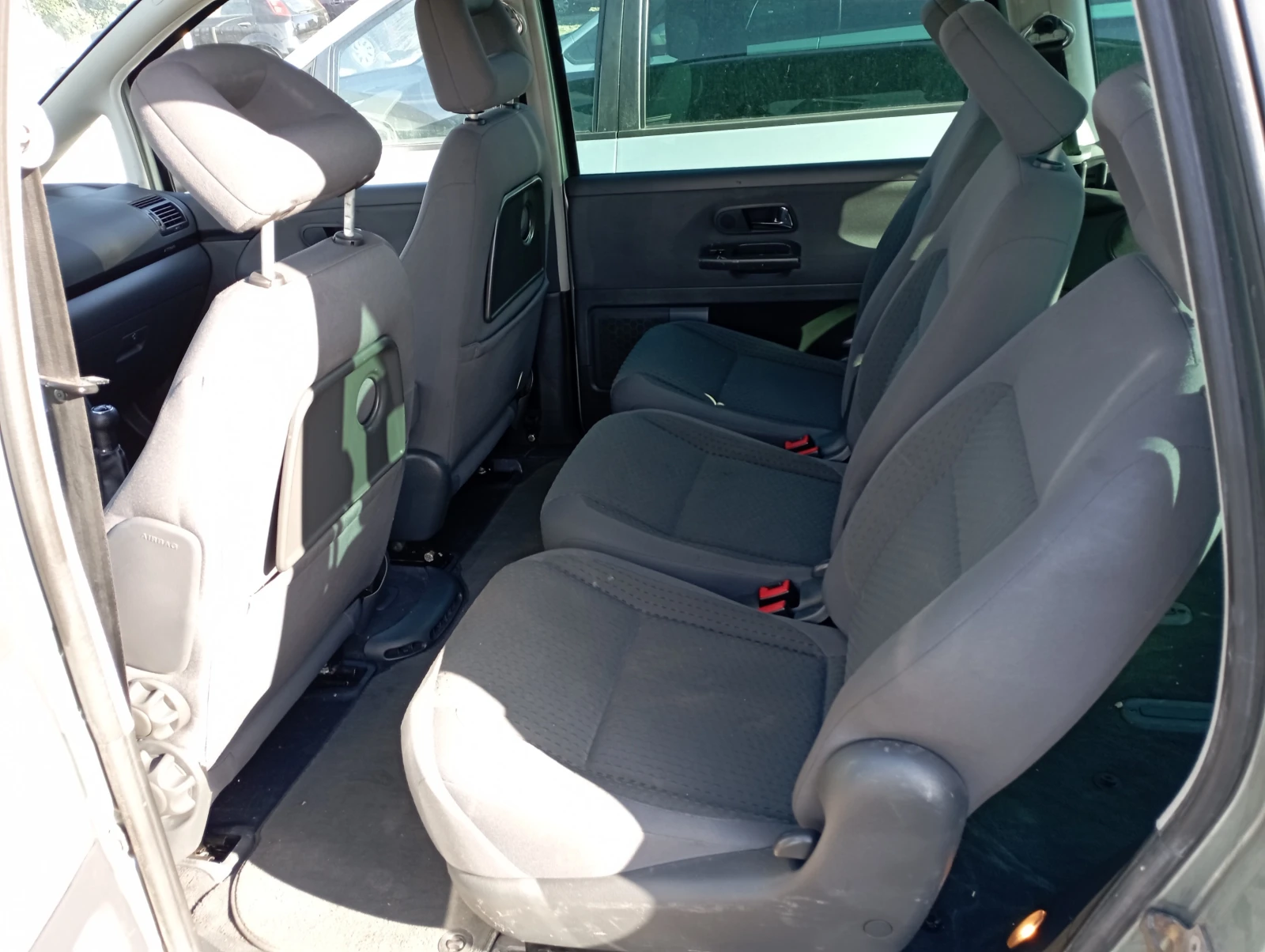 VW Sharan 1.9 TDI 131ps | Mobile.bg — изображение 12