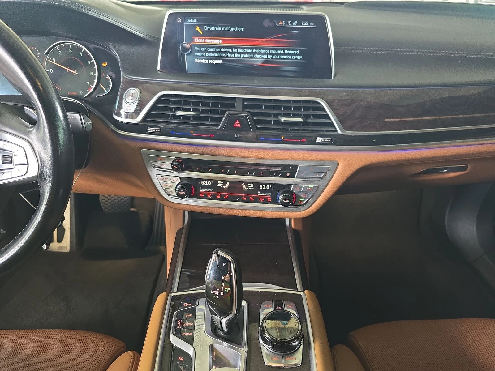 BMW 750 M* SPORT* XDRIVE* ДИГИТАЛНО* ТАБЛО* МАСАЖ* 360КАМЕ - изображение 9