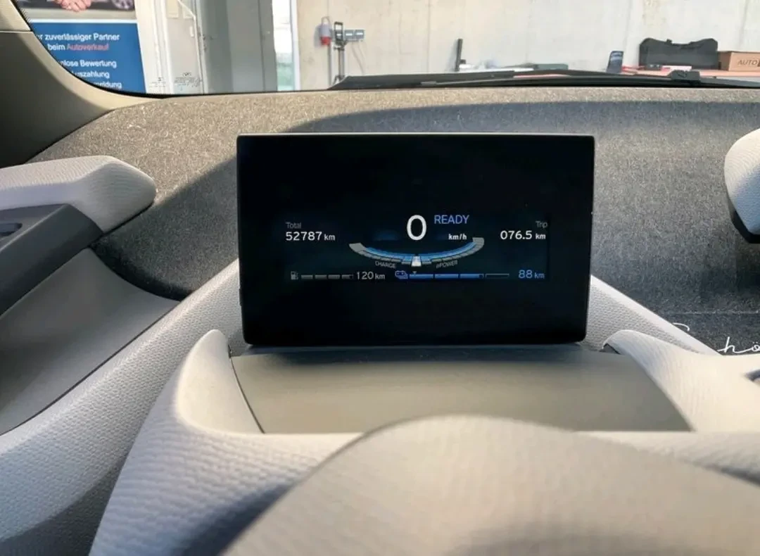 BMW i3 REX 53 000km. - изображение 6