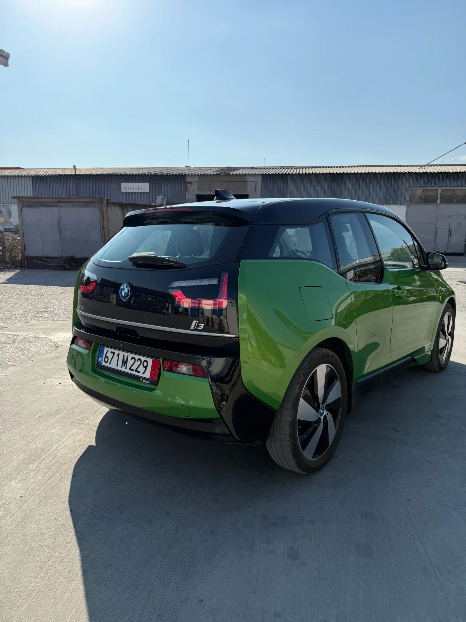 BMW i3 REX 53 000km. - изображение 5