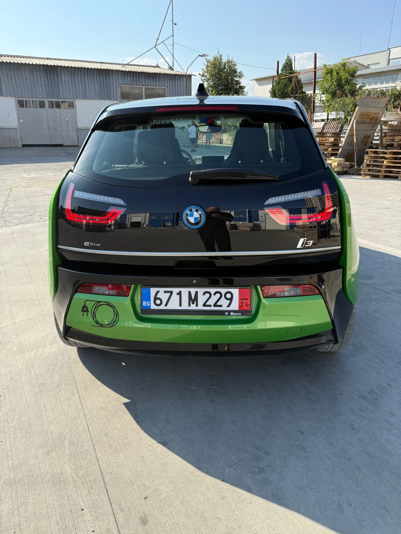 BMW i3 REX 53 000km. - изображение 4