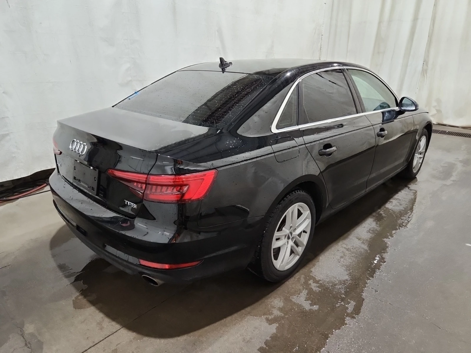 Audi A4 * ULTRA PREMIUM* * АвтоКредит*  - изображение 3