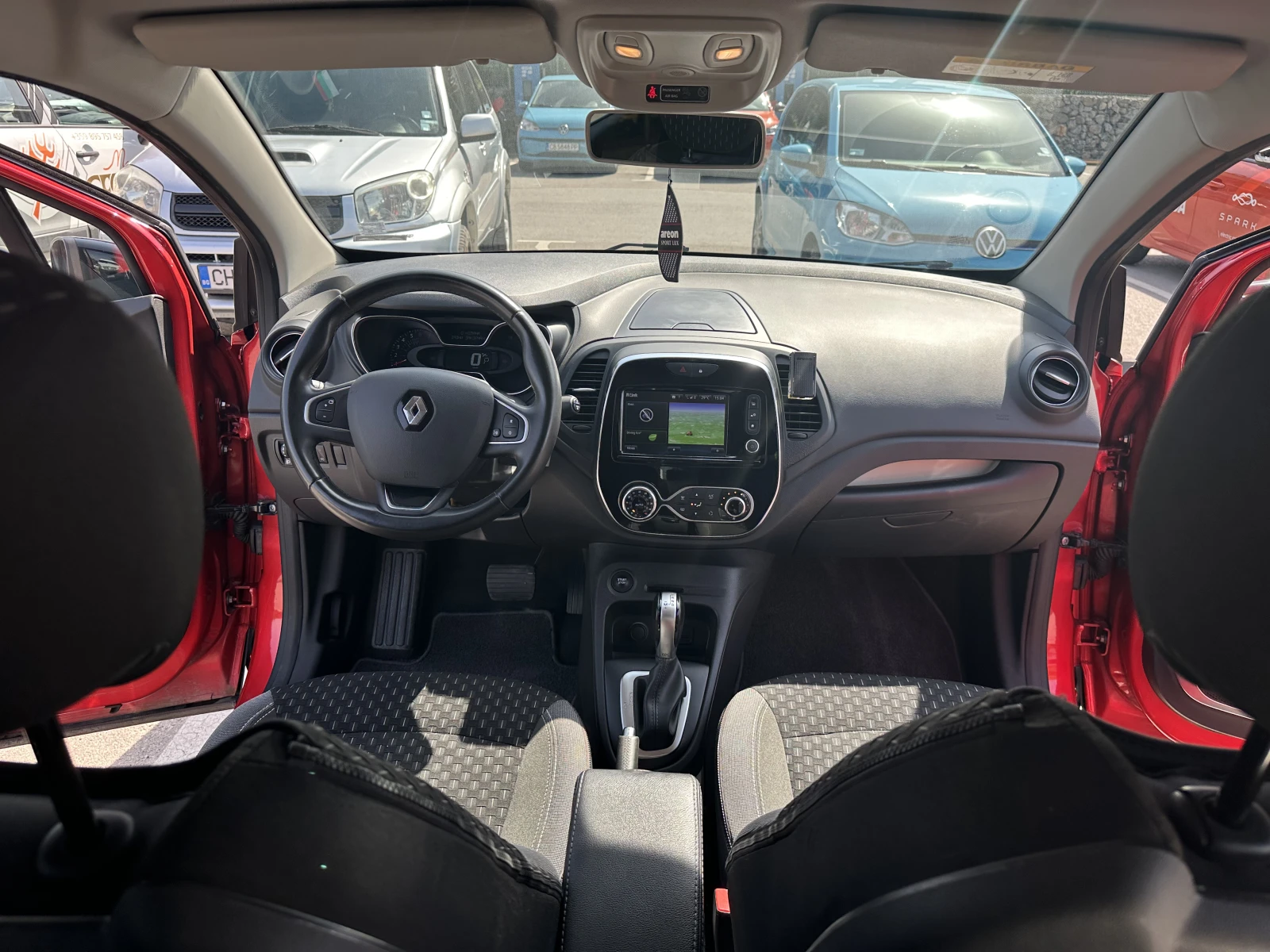 Renault Captur  - изображение 10