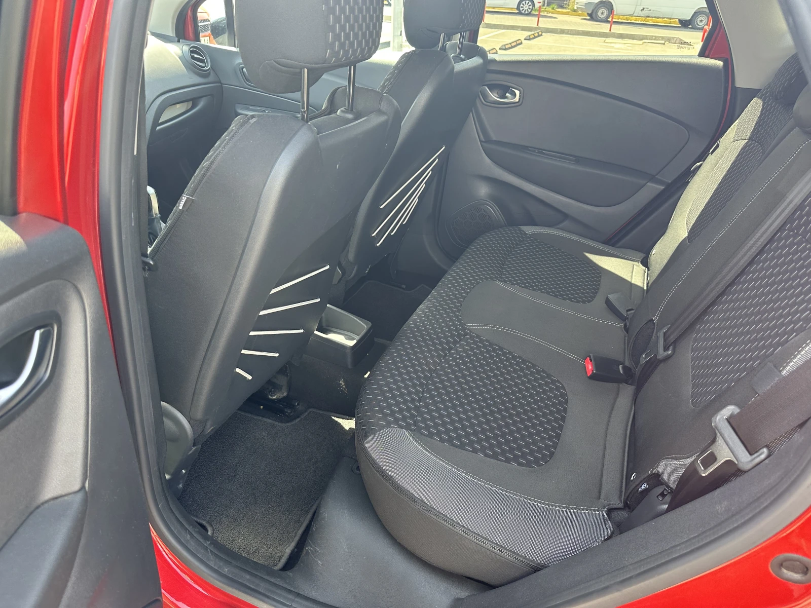 Renault Captur  - изображение 6