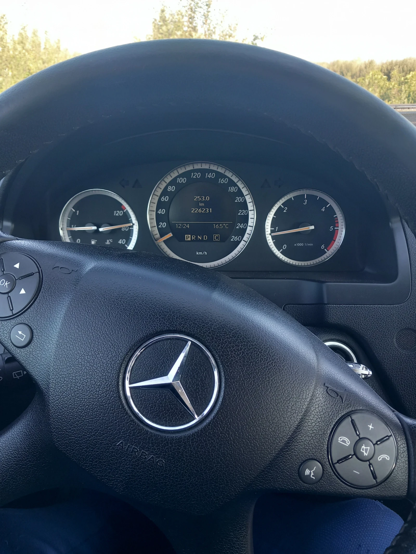 Mercedes-Benz C 220, снимка 12 - Автомобили и джипове - 53959175