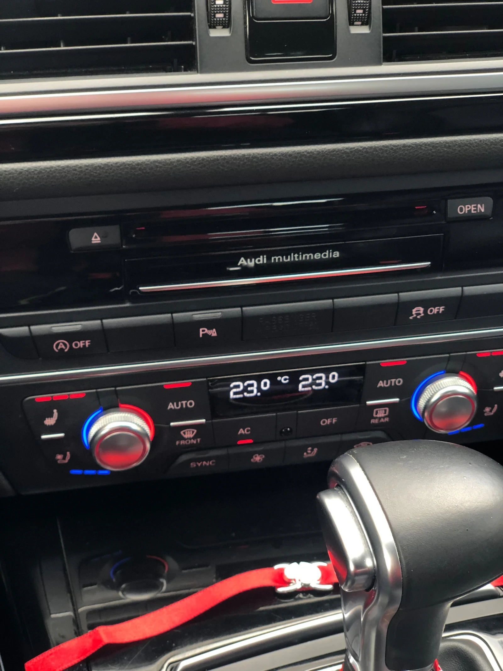 Audi A6 Audi A6 Avant 3.0 TDI Quattro | въздушно окачване  - изображение 9