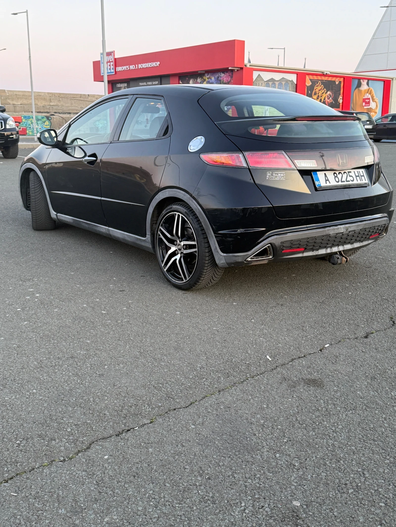 Honda Civic, снимка 2 - Автомобили и джипове - 53771273