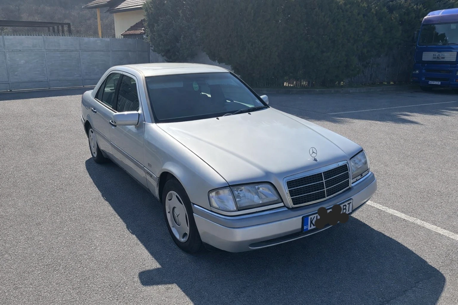 Mercedes-Benz C 180 .