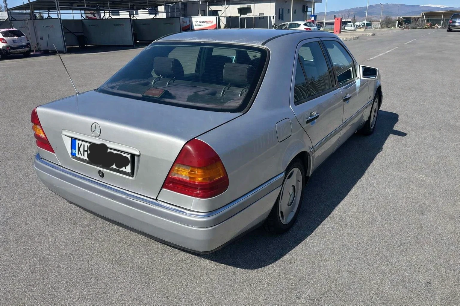 Mercedes-Benz C 180 ., снимка 5 - Автомобили и джипове - 53903413